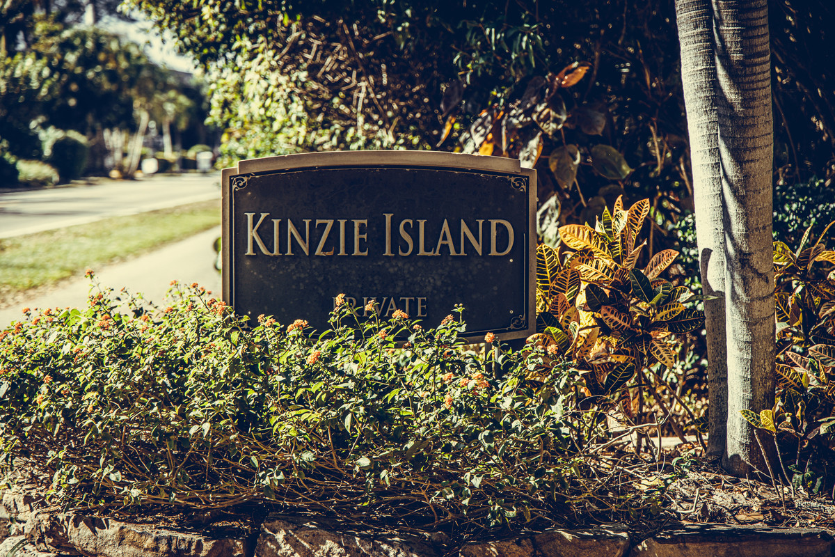 kinzie-island